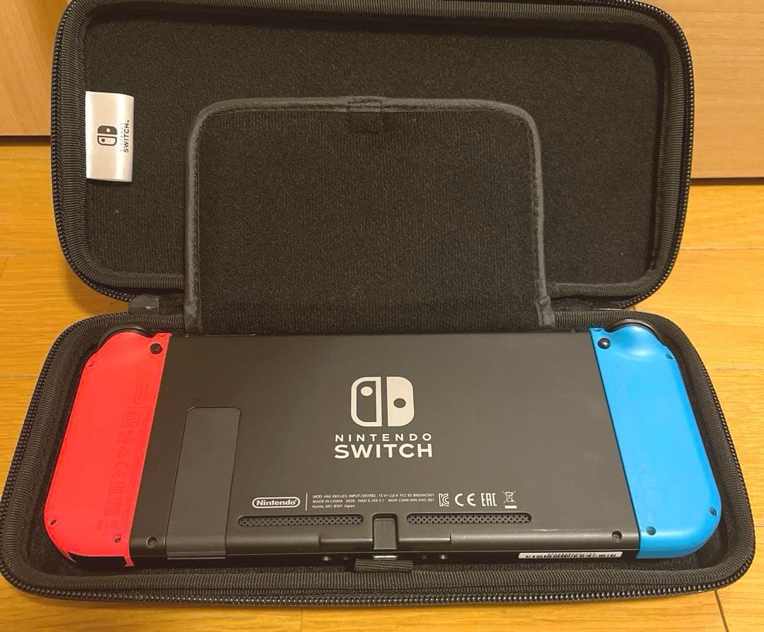 Nintendo Switch 本体 (収納ケース、SDカード128G付き)