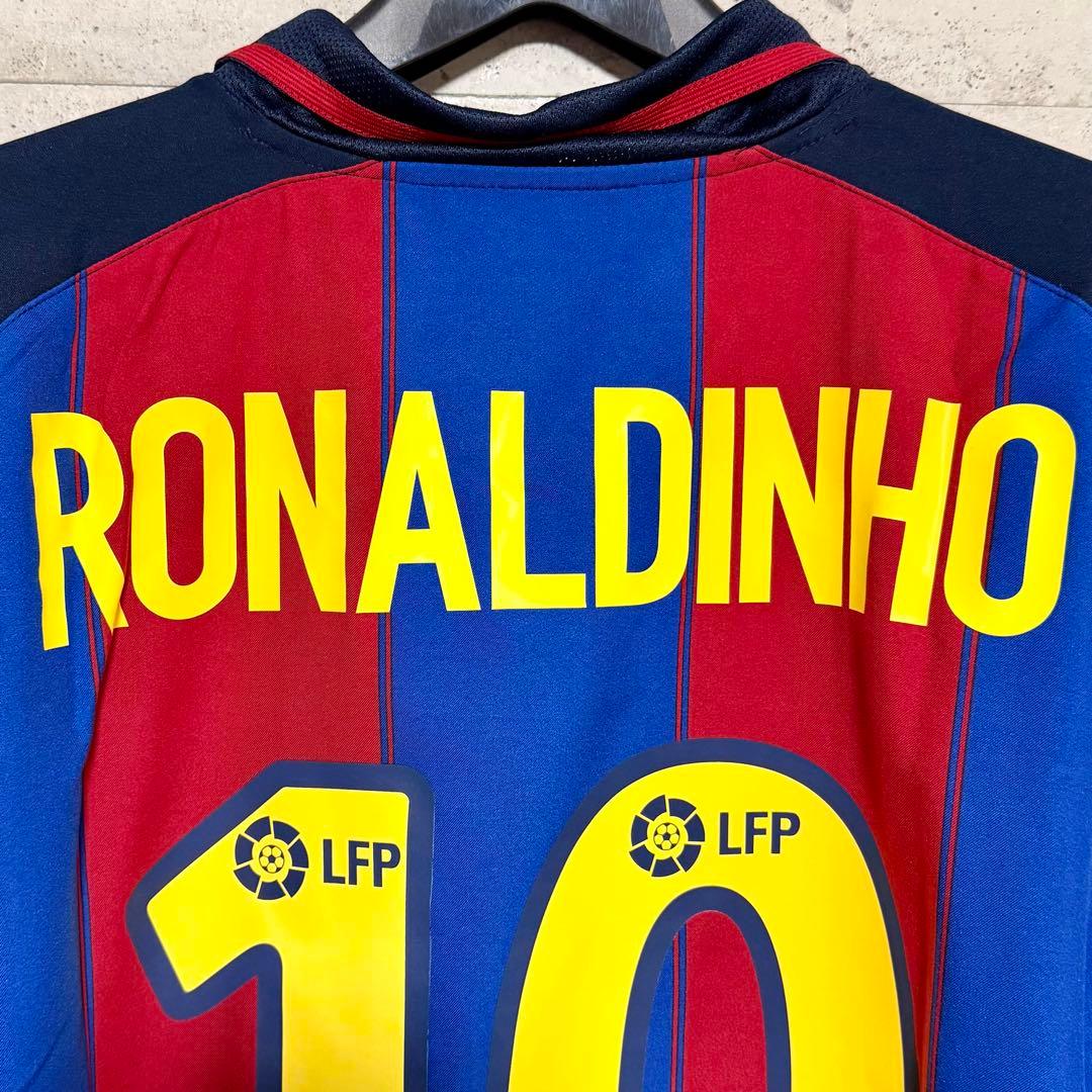 【新品/タグ付き】03/04 FCバルセロナ♯10 ロナウジーニョ 【Lサイズ】