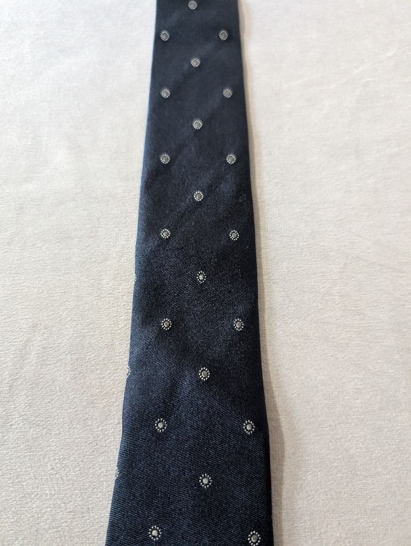 ブルネロクチネリ　シルク100タイ