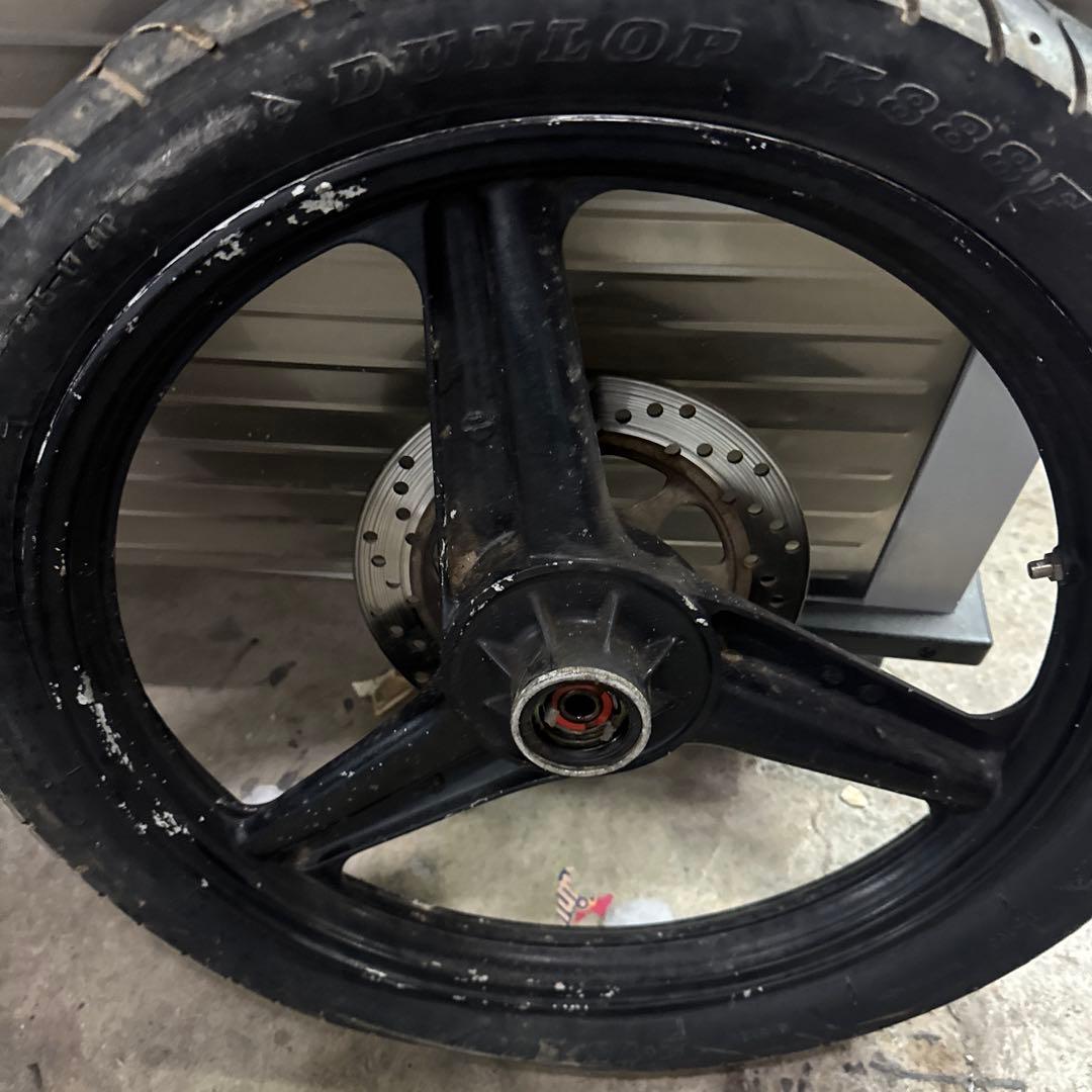 ns50f 純正フロントホイール