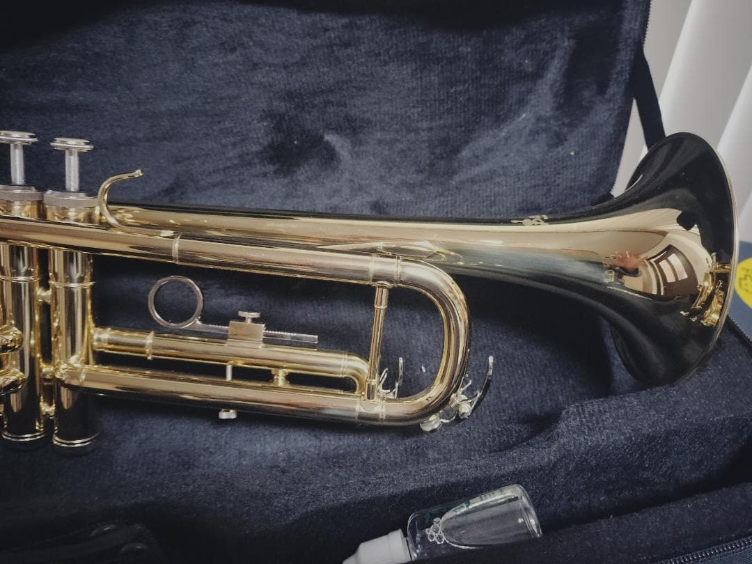 トランペット　金　SLADE　未使用品