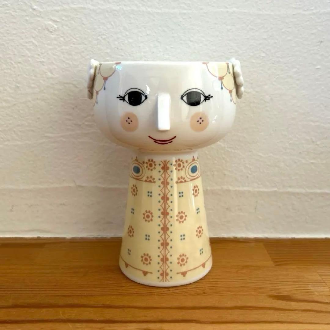 ビヨン・ヴィンブラッド エヴァ ベース 15cm ソフトイエロー 箱あり