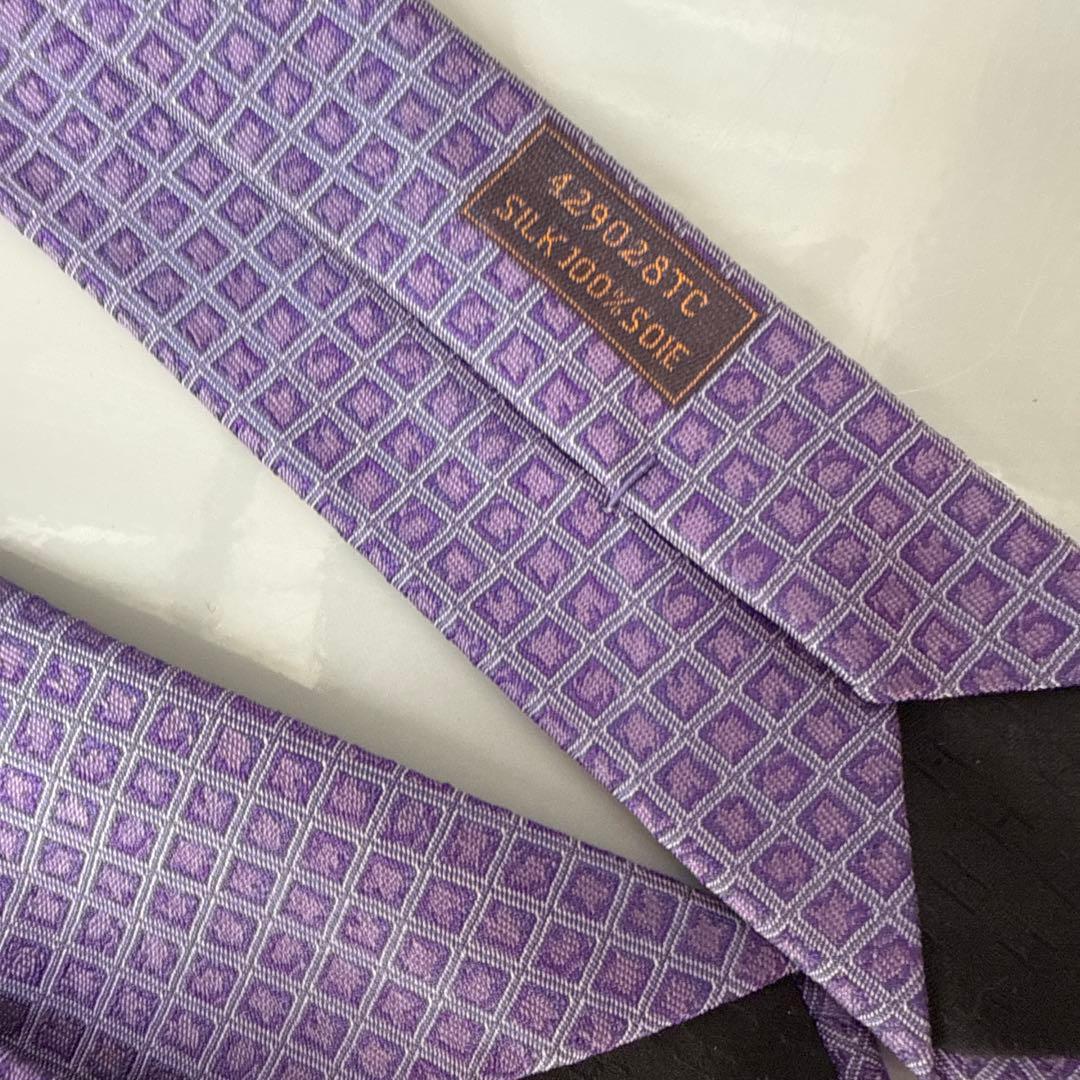 未使用タグ付　箱付袋付　エルメス　ネクタイ　紫　シルクジャガード