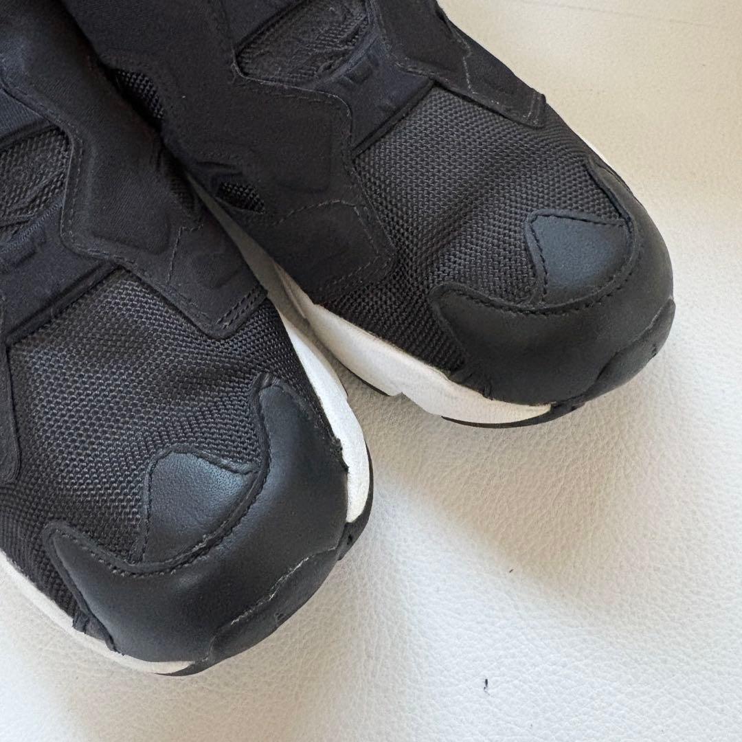 【試し履きのみ】Reebok インスタポンプフューリー ブラック 24cm
