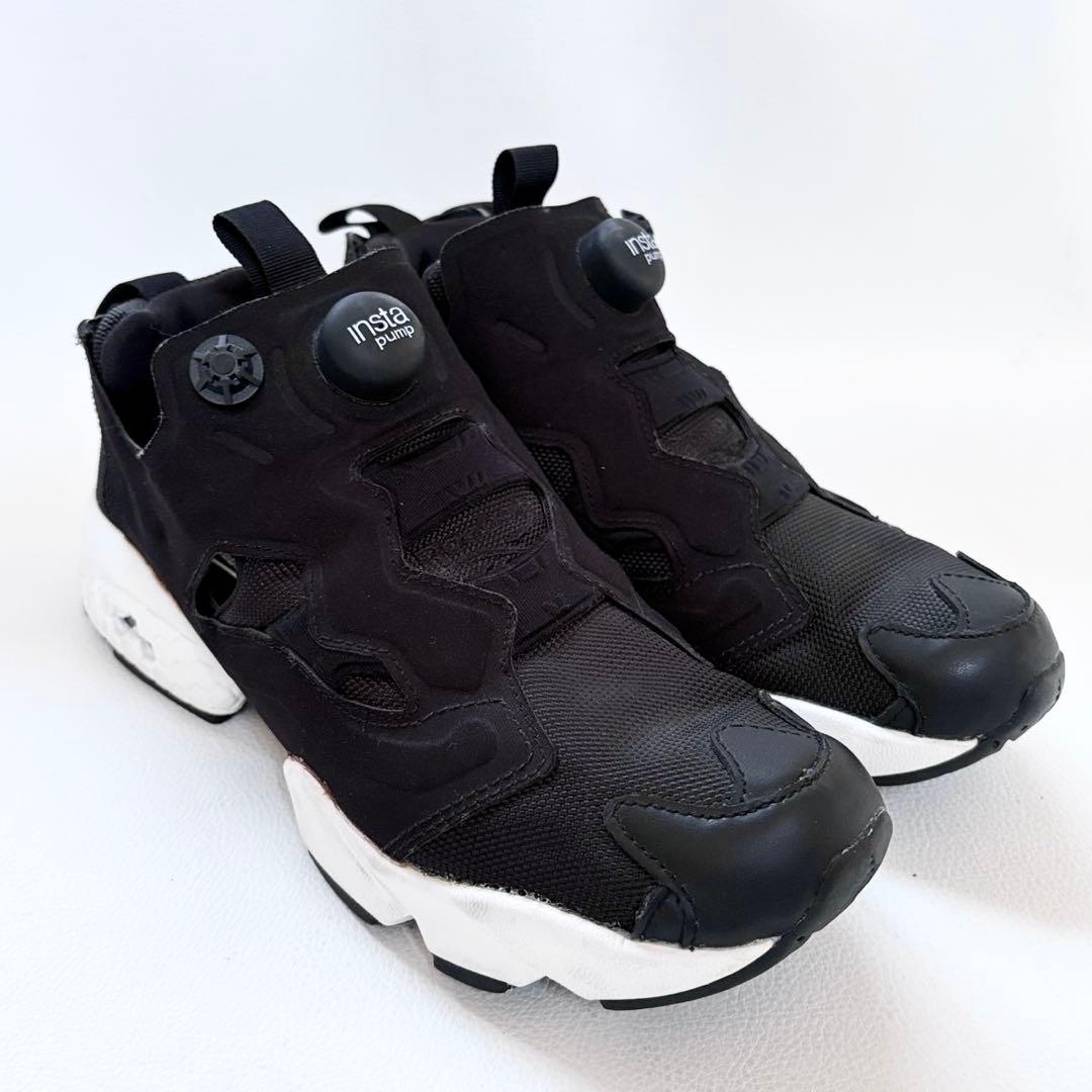 【試し履きのみ】Reebok インスタポンプフューリー ブラック 24cm