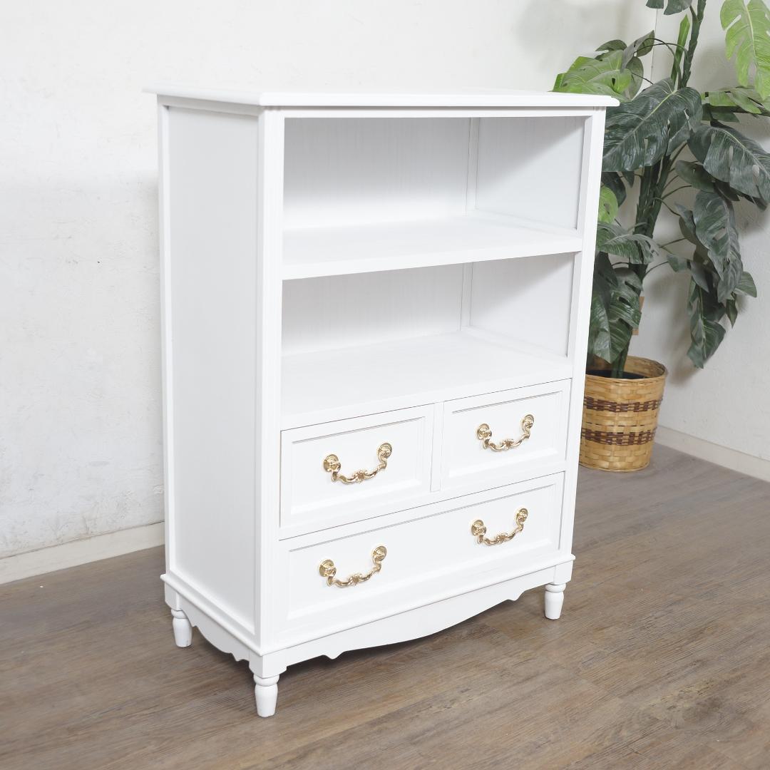 【新品・未使用】　キャビネット　アンティーク金取っ手　 収納　チェスト