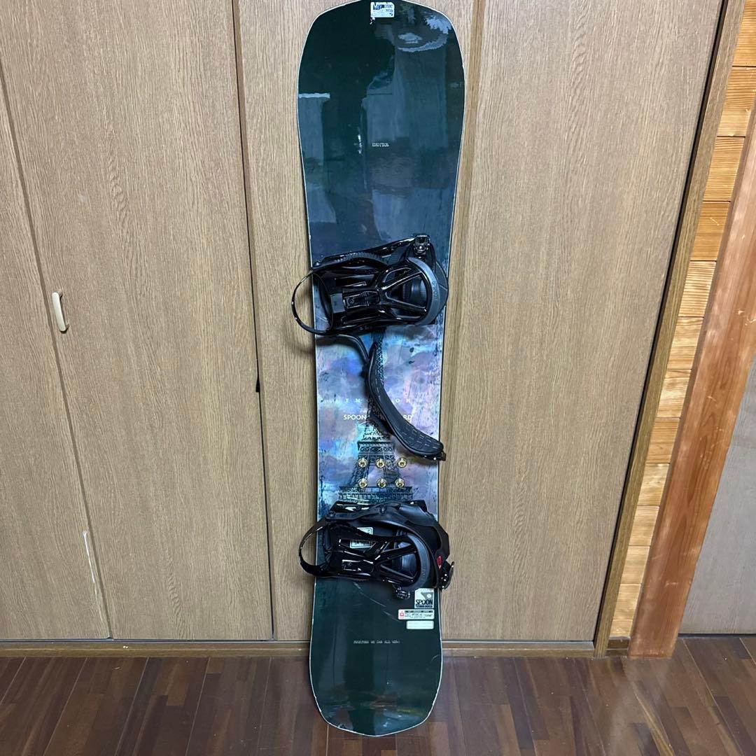 スノーボード　板　147cm Spoon emotion ケース付き