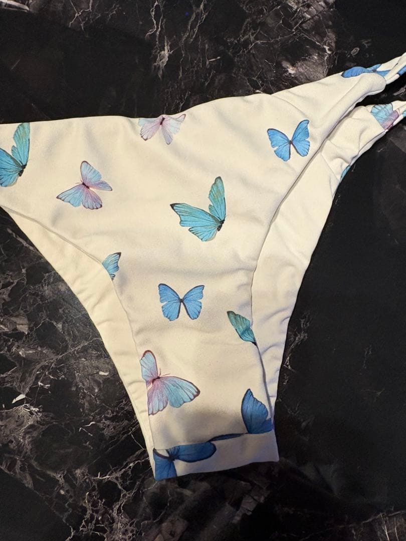 アリシアスタン 水着 バタフライ ホワイト 上下セット