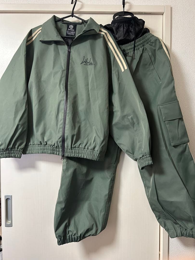 Libelice taotech スノーボードウェア上下セット　Mサイズ