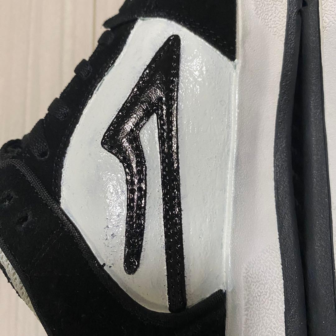 LAKAI TELFORD LOW 26.0 ※サイドにペイントあり