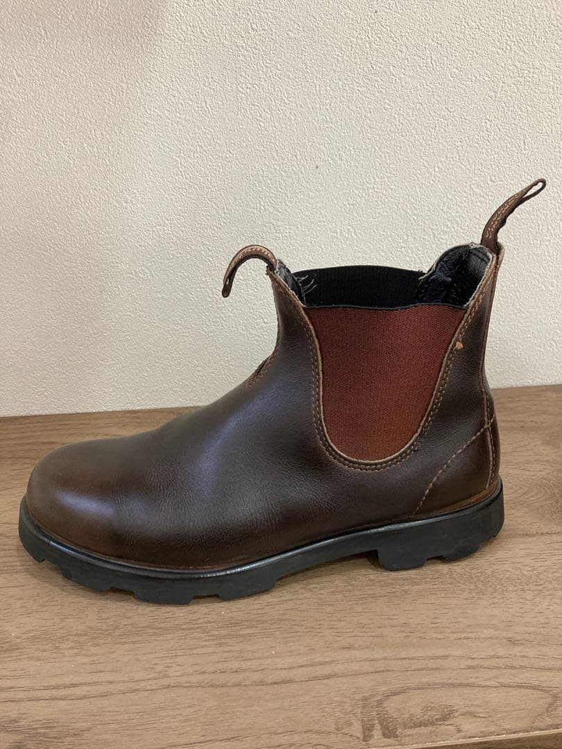 Blundstoneブランドストーン500 ビブラムソール変更