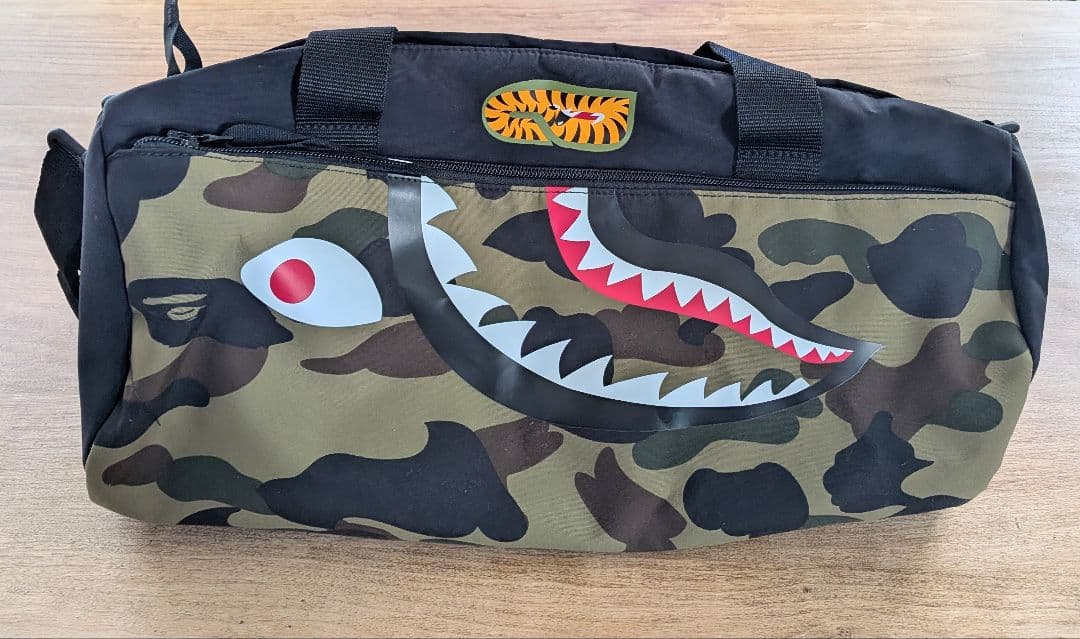 未使用 16FW BAPE 1ST CAMO SHARK SPORTS BAG