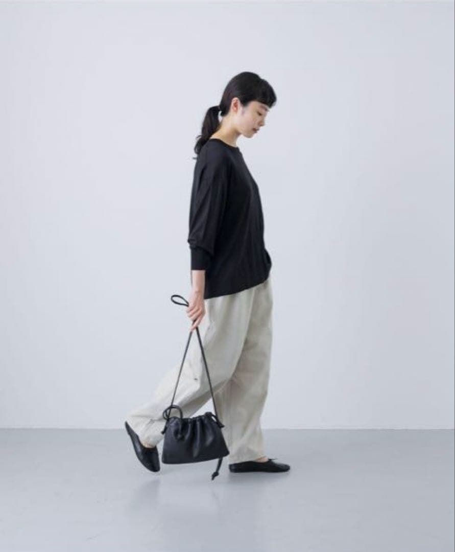 かぐれ　25年SSボリームパンツ　新品タグ付き未使用 バルーン　アイボリー