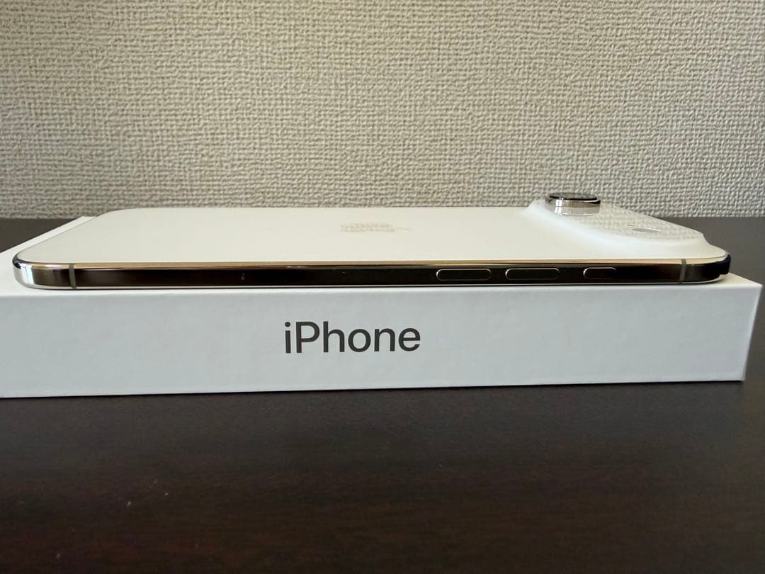 【極美品】Apple iPhone Air 256GB SIMフリー