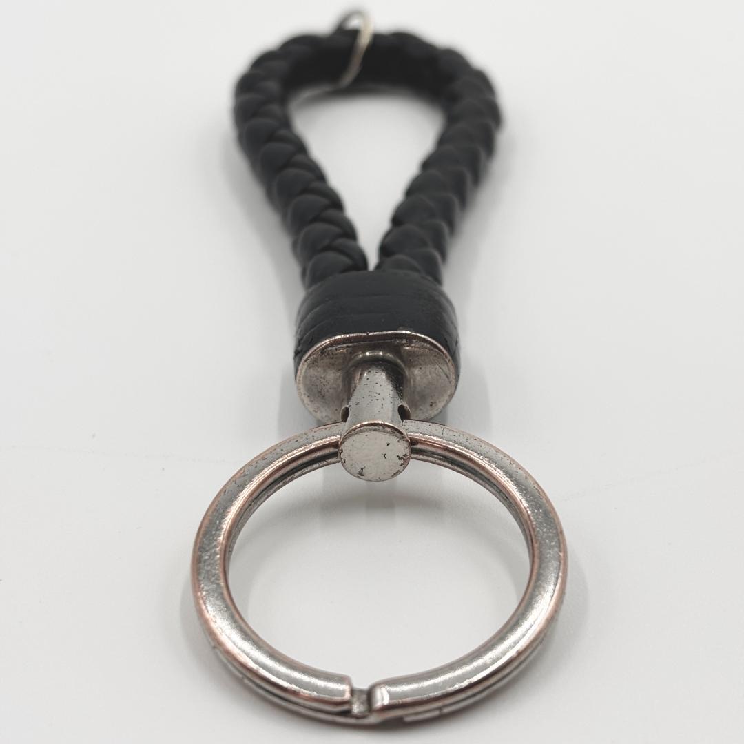 美品✨️ボッテガヴェネタ イントレチャート レザーキーリング チャコールグレー