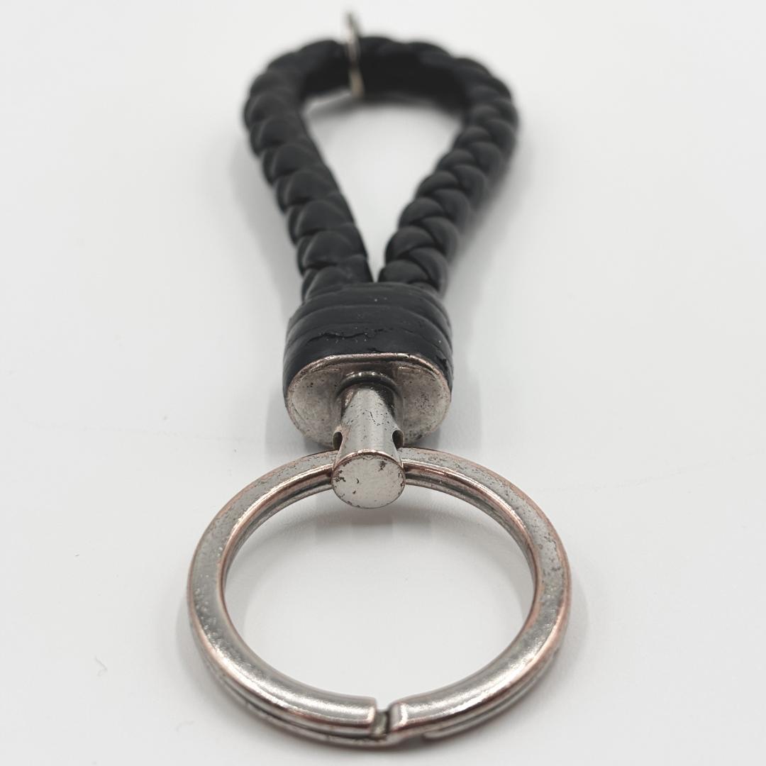 美品✨️ボッテガヴェネタ イントレチャート レザーキーリング チャコールグレー