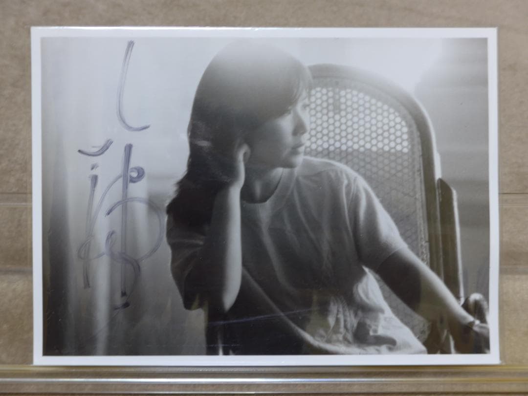 超希少 八神純子 1974～1986 SINGLES plus サイン入り写真付