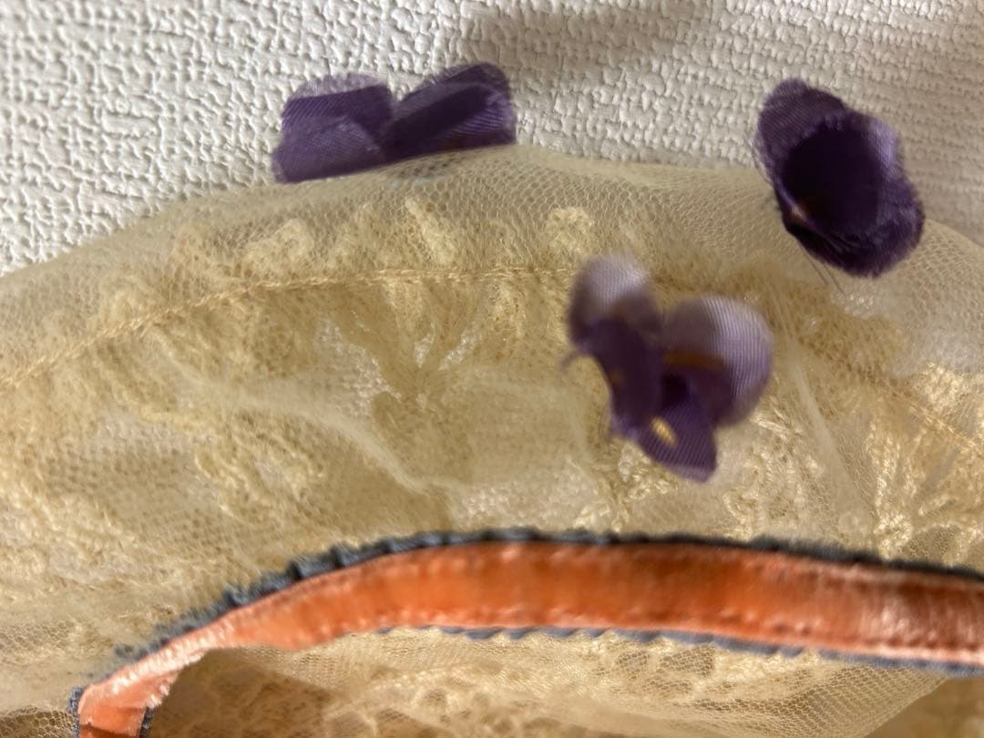 【未使用】バラ色の帽子　お花のカクテルベレー（ベージュ）