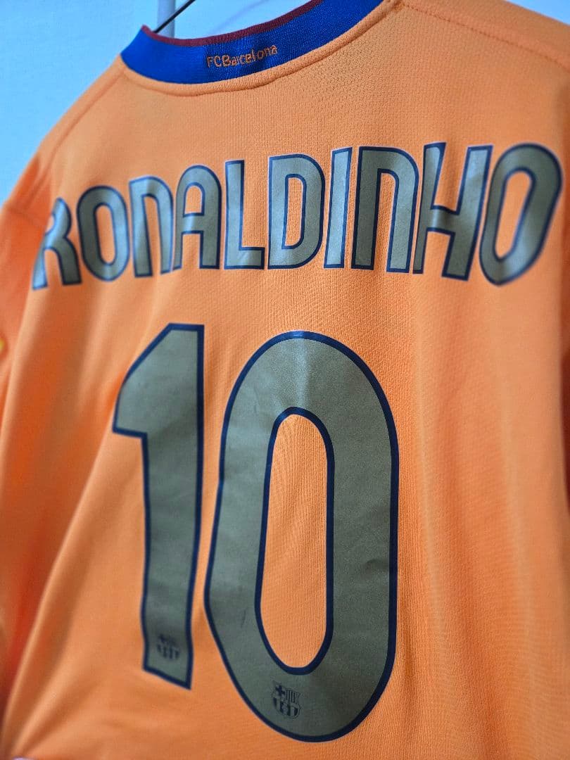 ロナウジーニョ 10番　FCバロセロナ オレンジユニホーム　Mサイズ