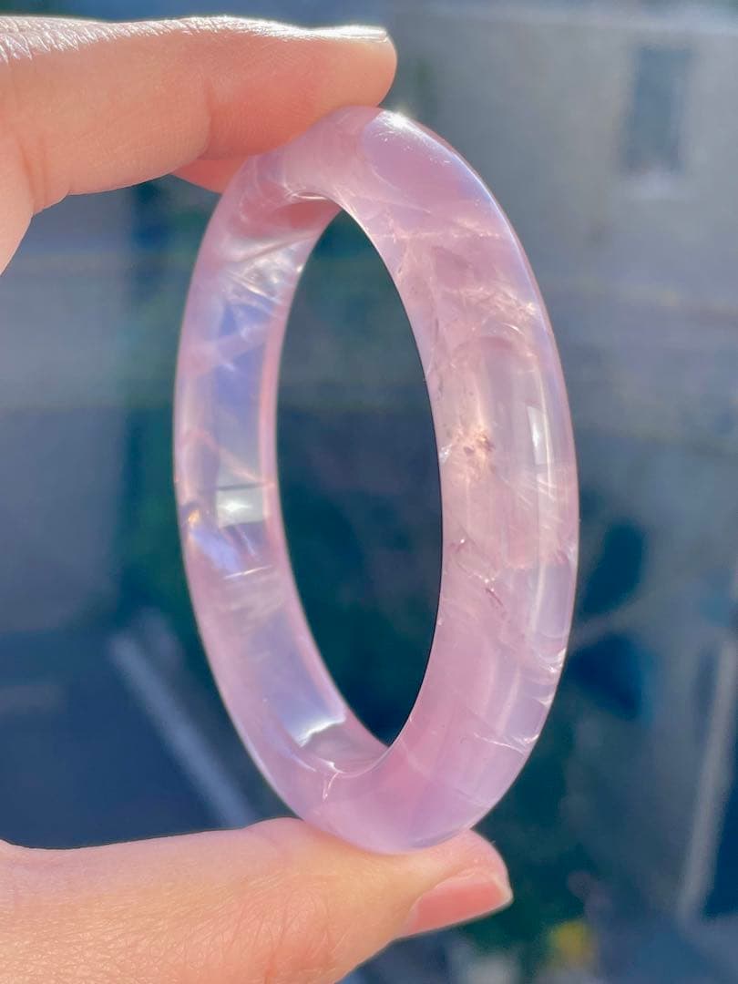 可愛い　ローズクォーツ　バングル　腕輪　天然水晶　恋愛運　家庭円満　癒し天然石