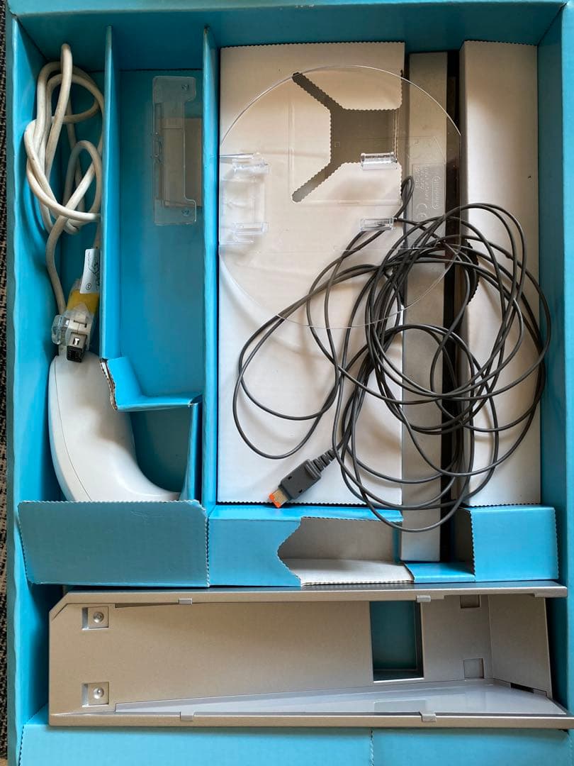 任天堂Wii本体 (シロ) Wiiスポーツリゾート付 動作確認済