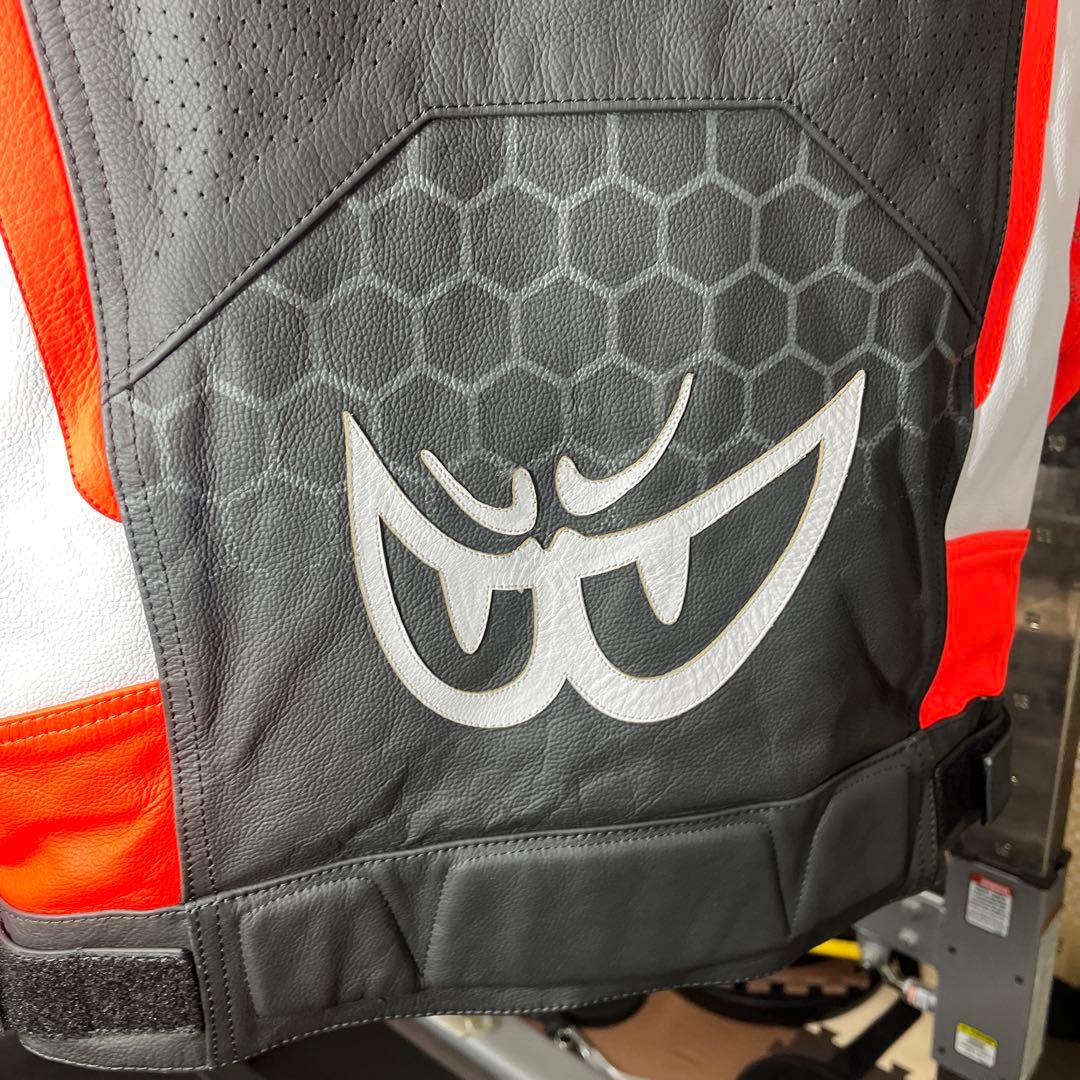 新品50BERIK RACING-GP レザージャケット 黒/赤/白