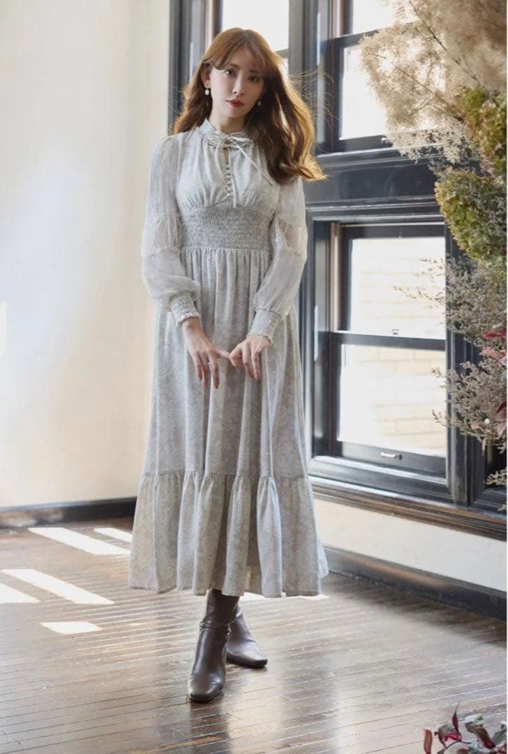 ワンピース herlipto Winter Floral Long-sleeve Dress