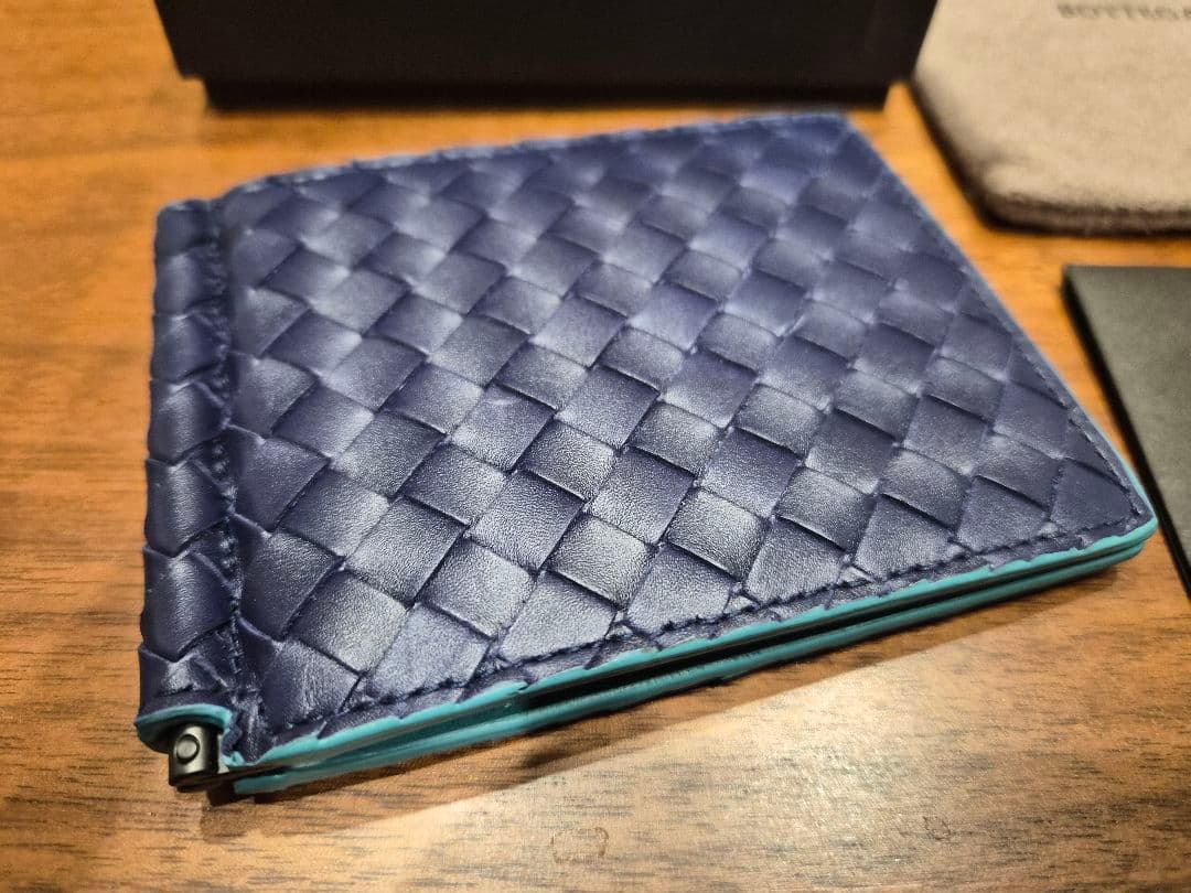 【未使用品】ボッテガヴェネタ ネイビー マネークリップ 財布