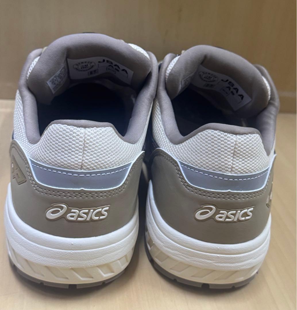 72 asics アシックス　CP209 105 安全靴　クリーム×トープグレー