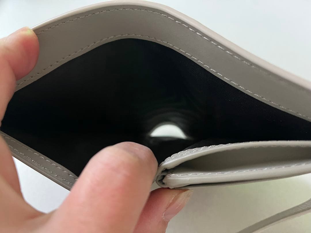 未使用級　FURLA　フルラ　二つ折り財布　レザー　バイカラー　アーチロゴ