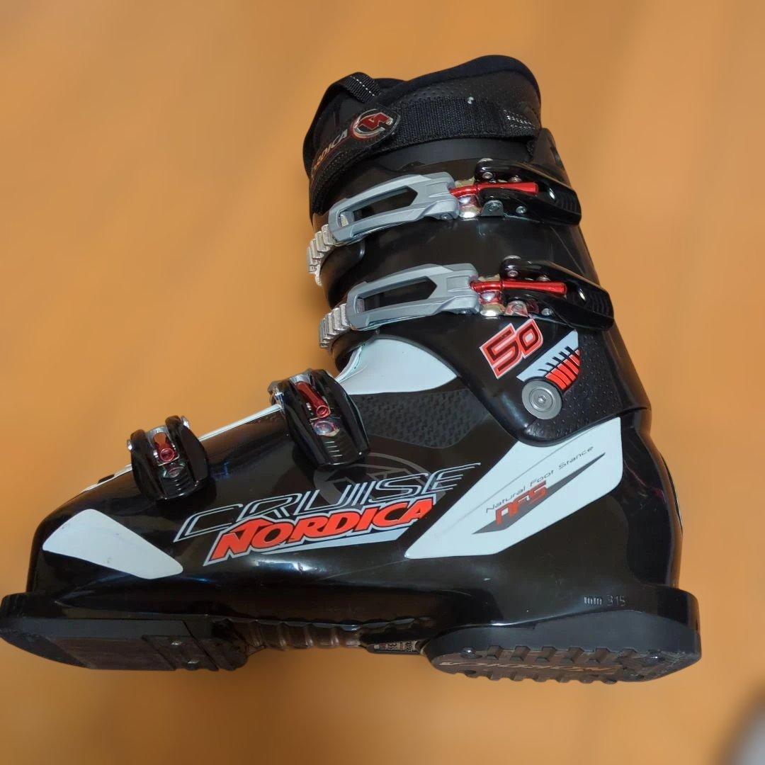 Nordica Cruise 男性用スキーブーツ