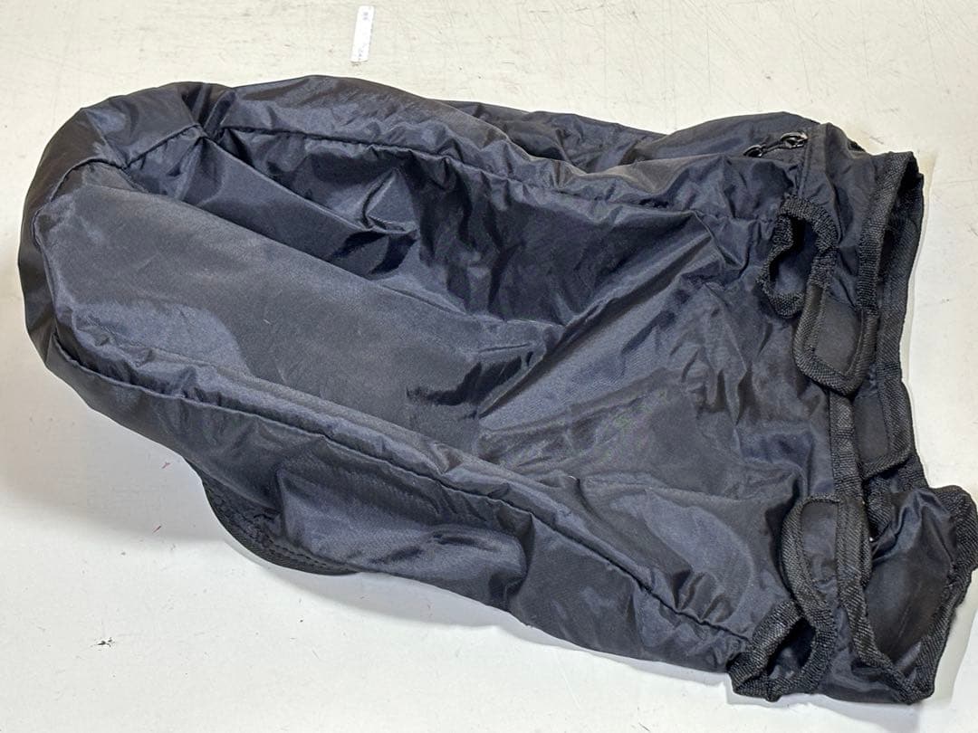 中古品　テーラーメイド　スタンド式　キャディバッグ　ブルー/ホワイト/ブラック