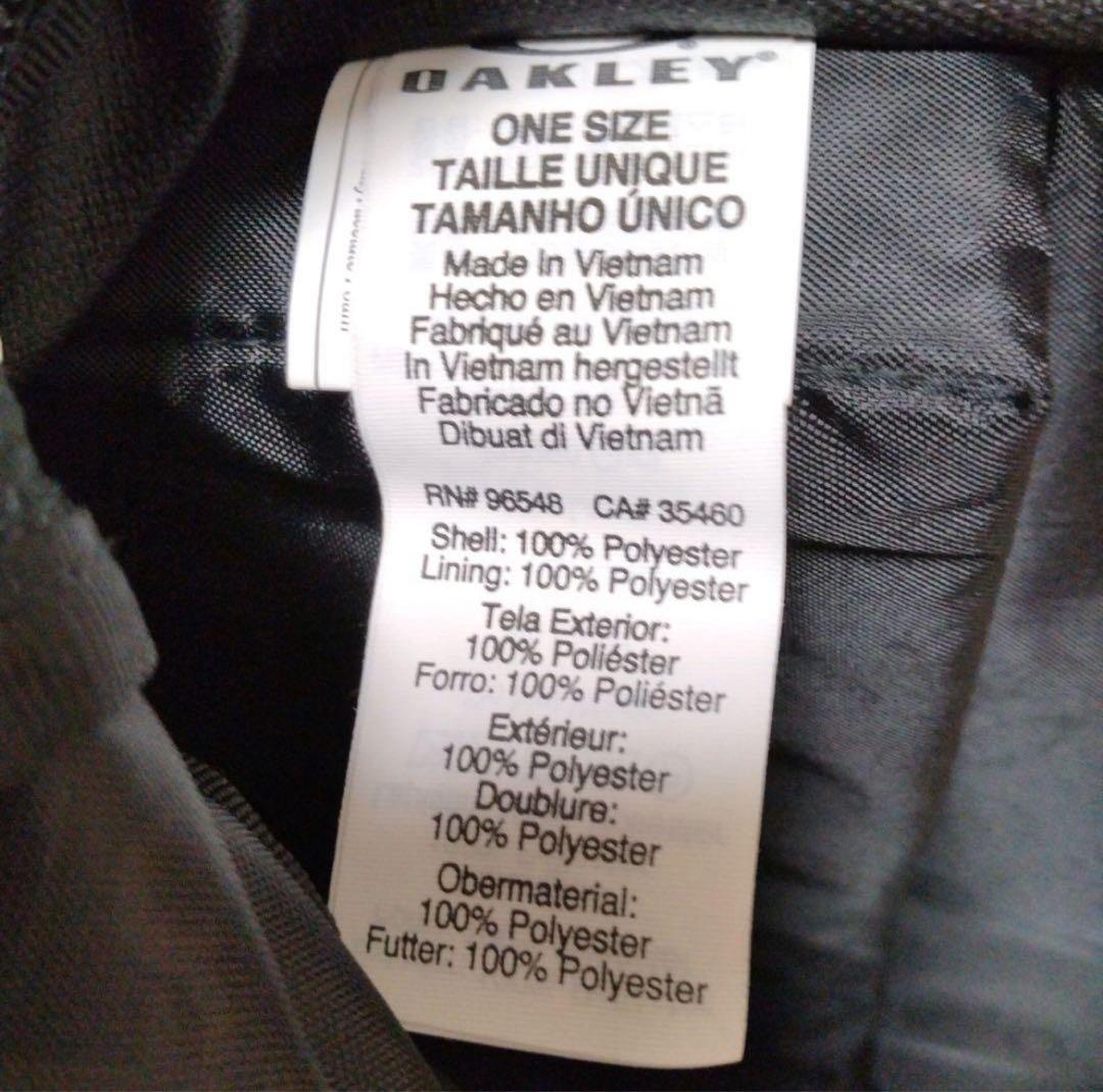 未使用 OAKLEY ノートPCリュックarchive 廃盤 マルチポケット