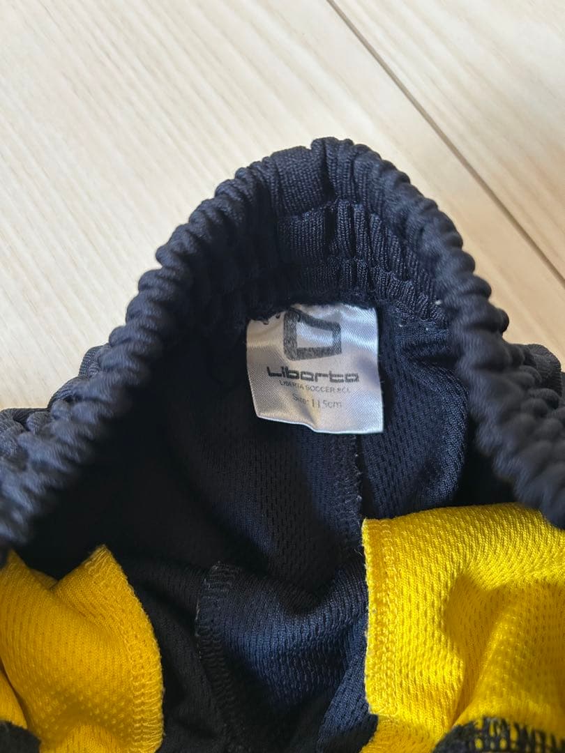 美品　リベルタ　サッカースクール　ジャージ上下 115cm