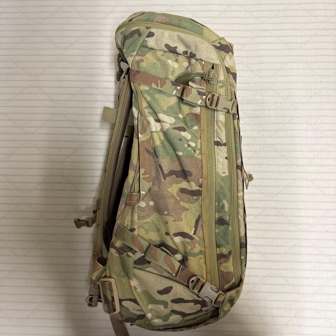 個人装備 Arc'teryx leaf ASSAULT PACK 30 MULTICAM
