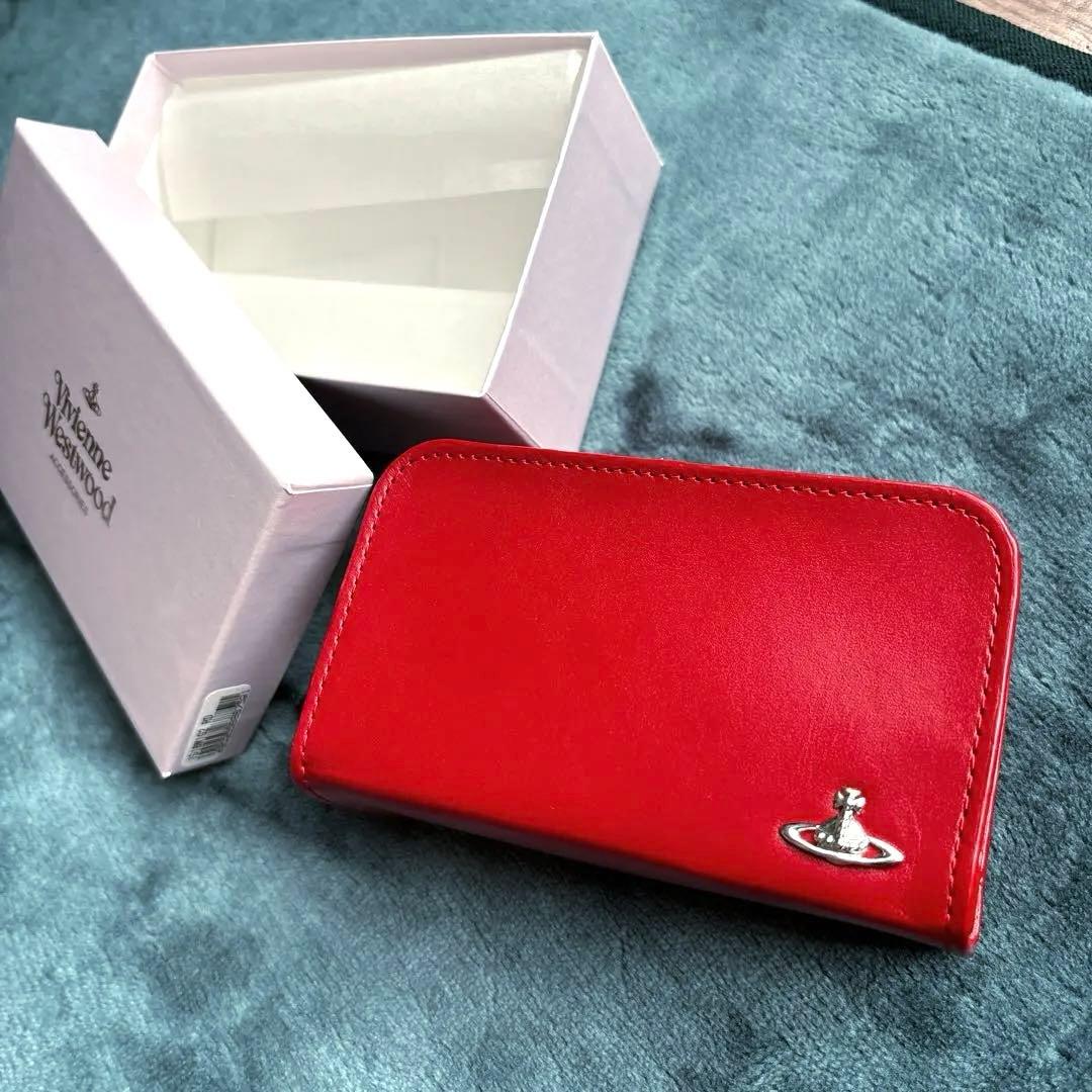 セール！Vivienne Westwood マルチケース 赤