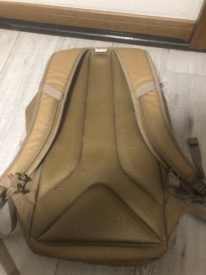 Supreme ベージュ リュック・バックパック