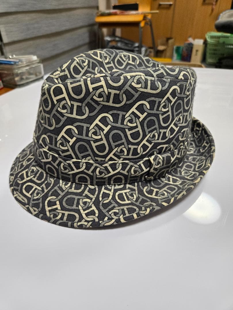 値下げ今だけ未使用HERMES エルメスハット シェーヌダンクル柄 60男女共