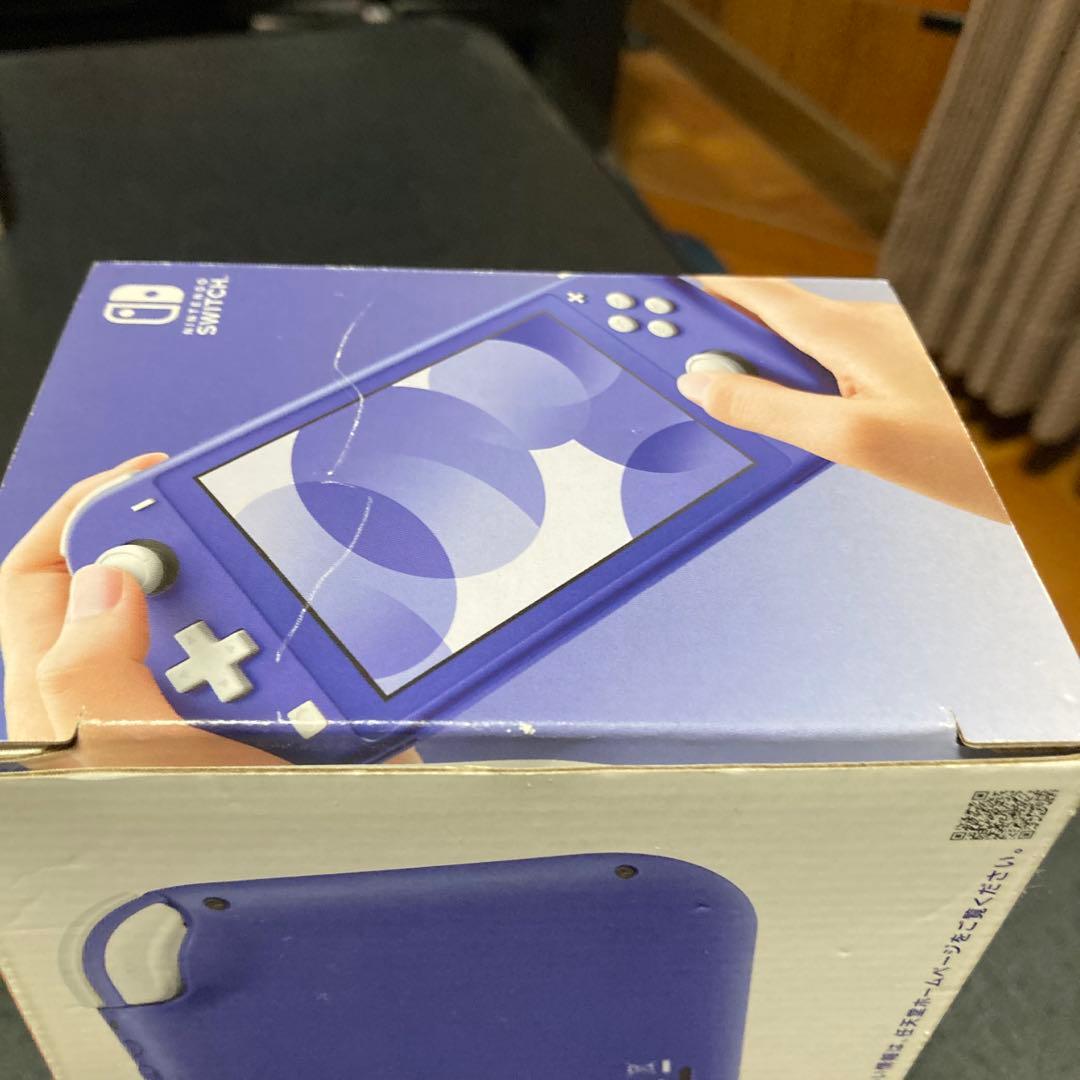 NintendoSwitchライト　ブルーとマリオカート8デラックスセット