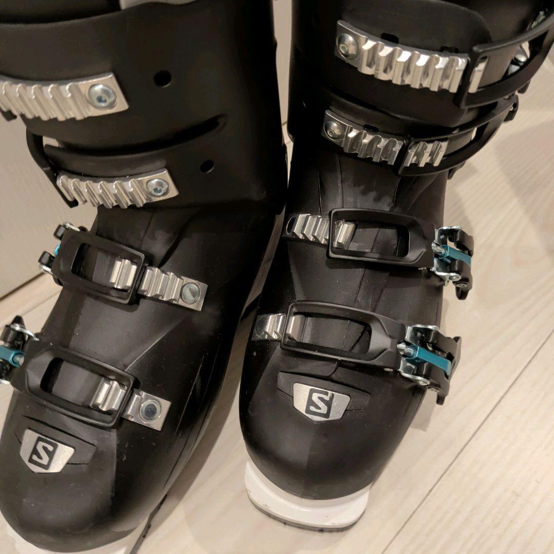 【美品】Salomon 女性用スキーブーツ 24.5