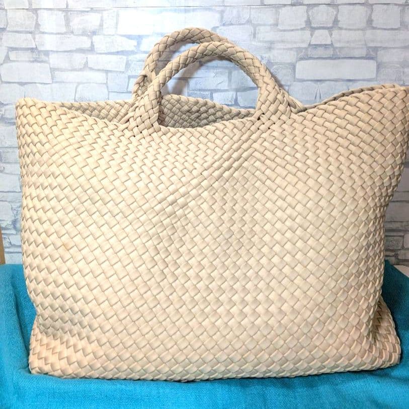 ♥aqu…♥美品♥　ナゲディ　トートバッグ　メッシュ　編み込み　大容量