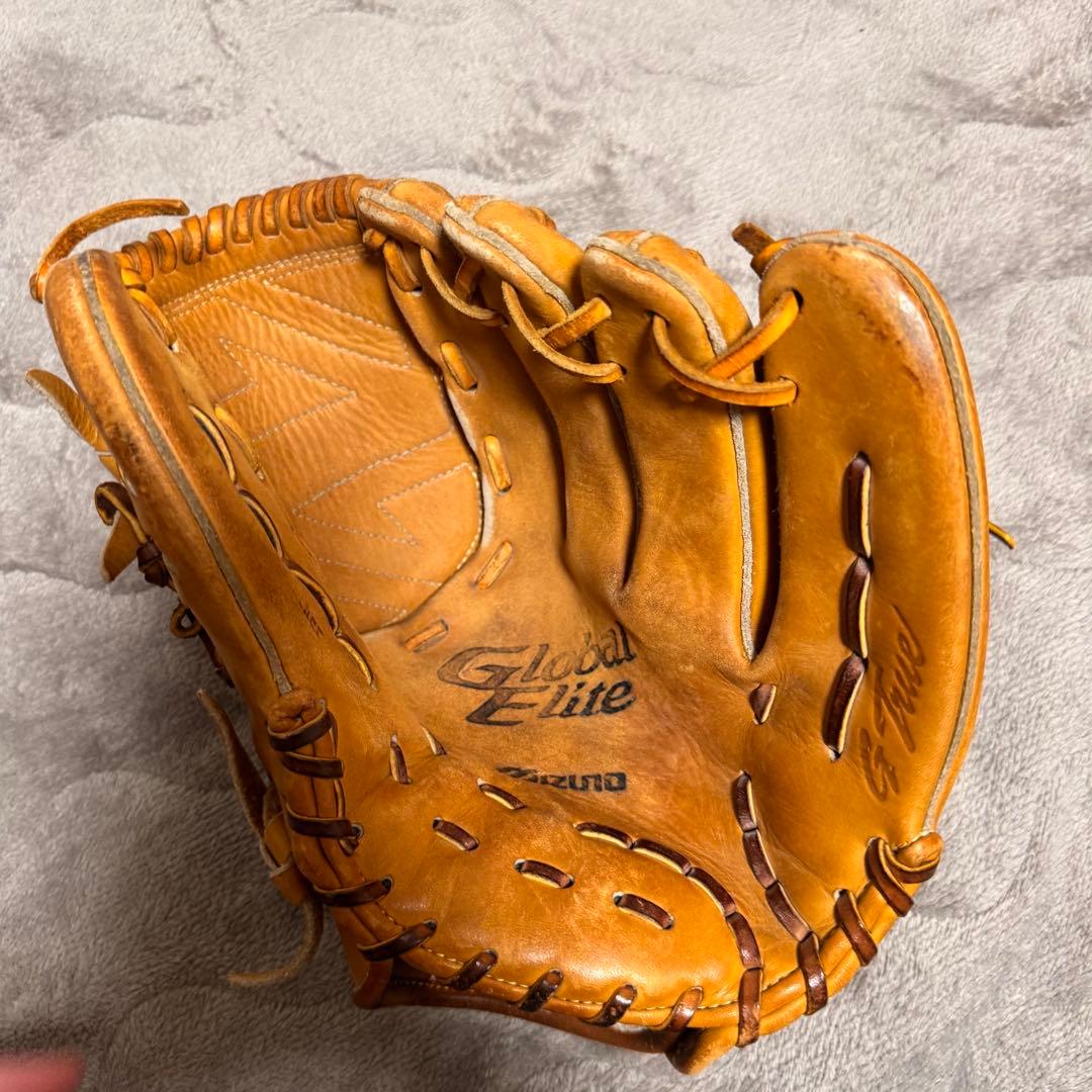 Mizuno Global Elite 軟式グローブ 投手右投げ用