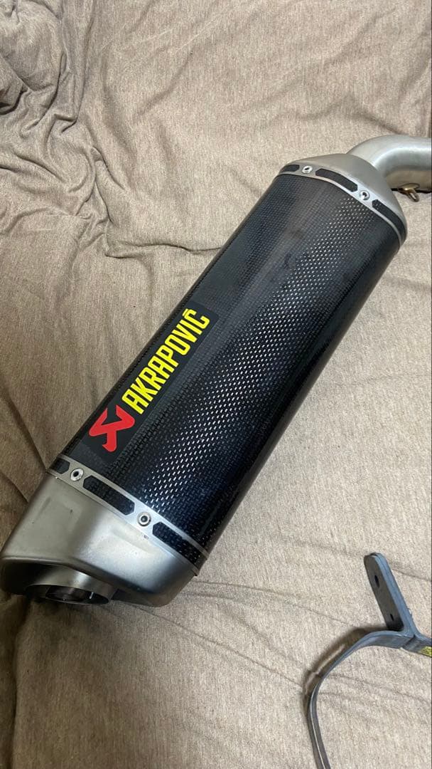 値段交渉可能 ZX25R AKRAPOVIC カーボン マフラー 政府認証