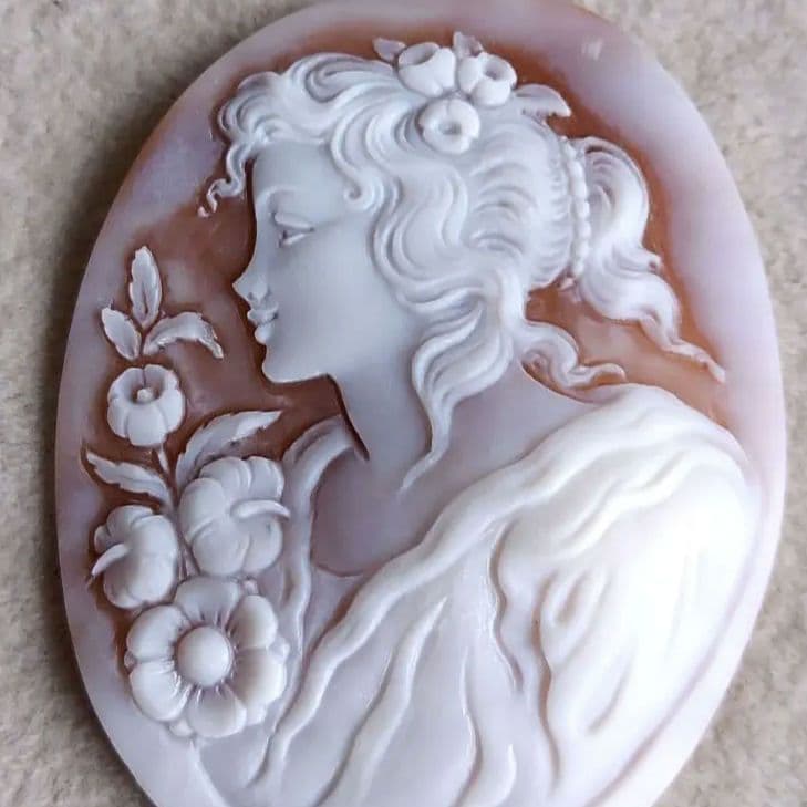 女性　シェル　カメオ　ルース