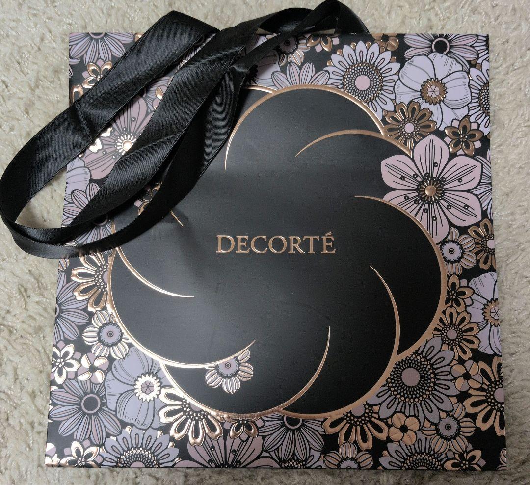 新品未開封　コスメデコルテ クリスマスコフレ 2025