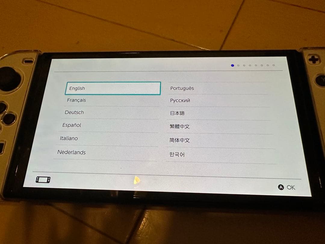 【美品】保証書有　Nintendo Switch 有機ELモデル 本体
