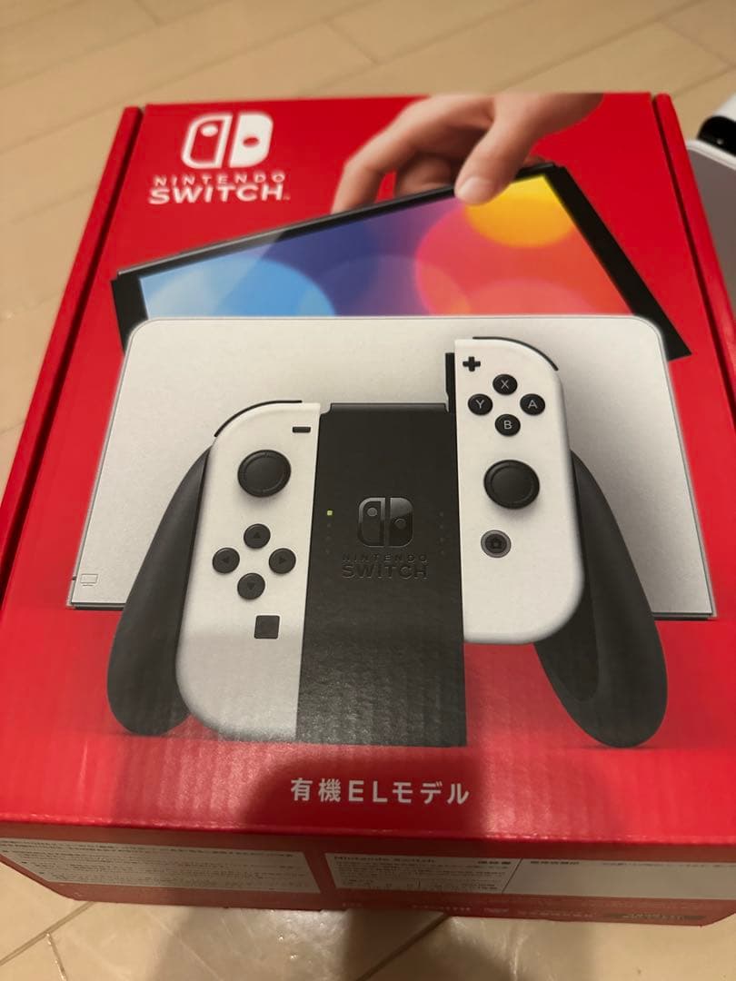 【美品】保証書有　Nintendo Switch 有機ELモデル 本体