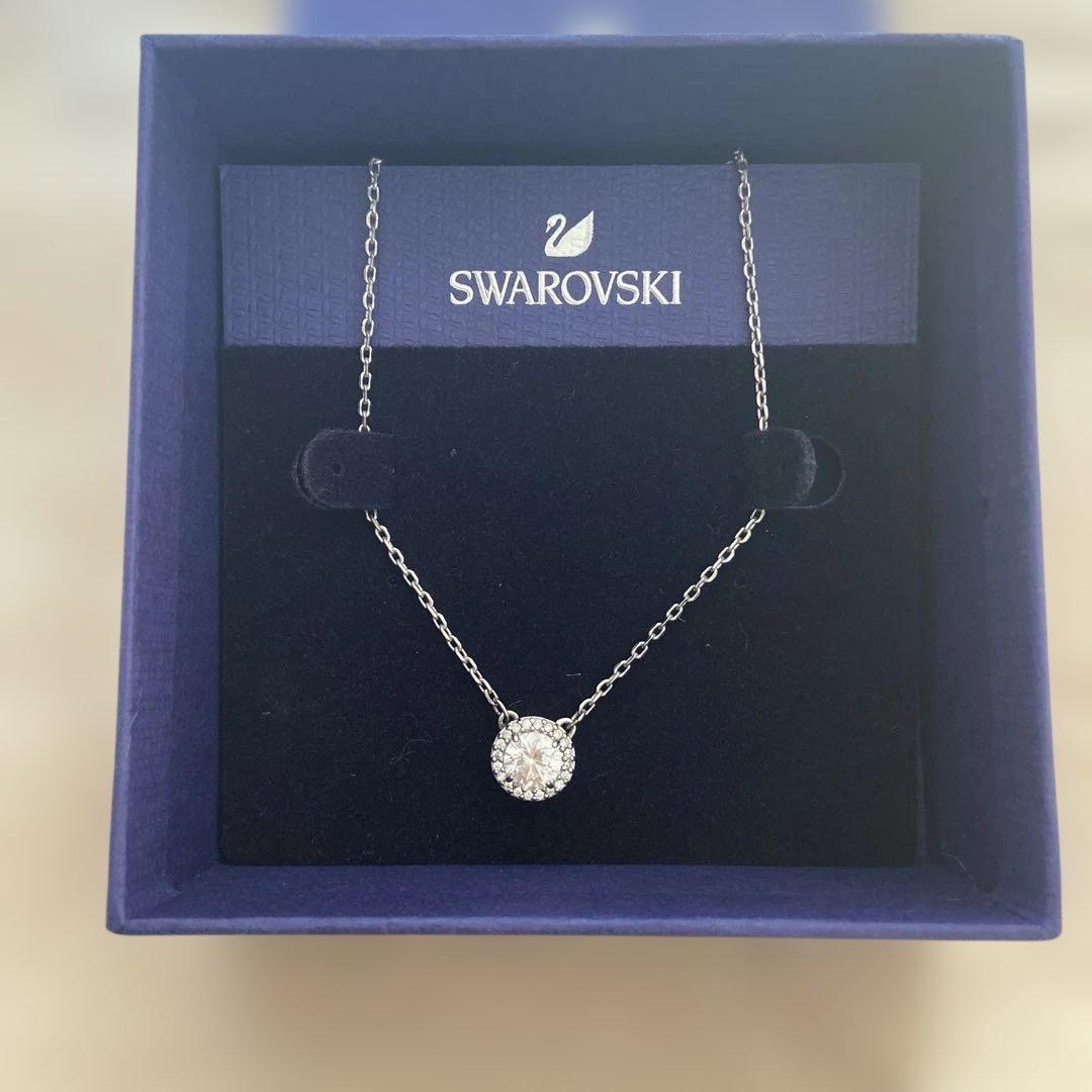 タリ Swarovski ダイヤモンド風クリスタルペンダント