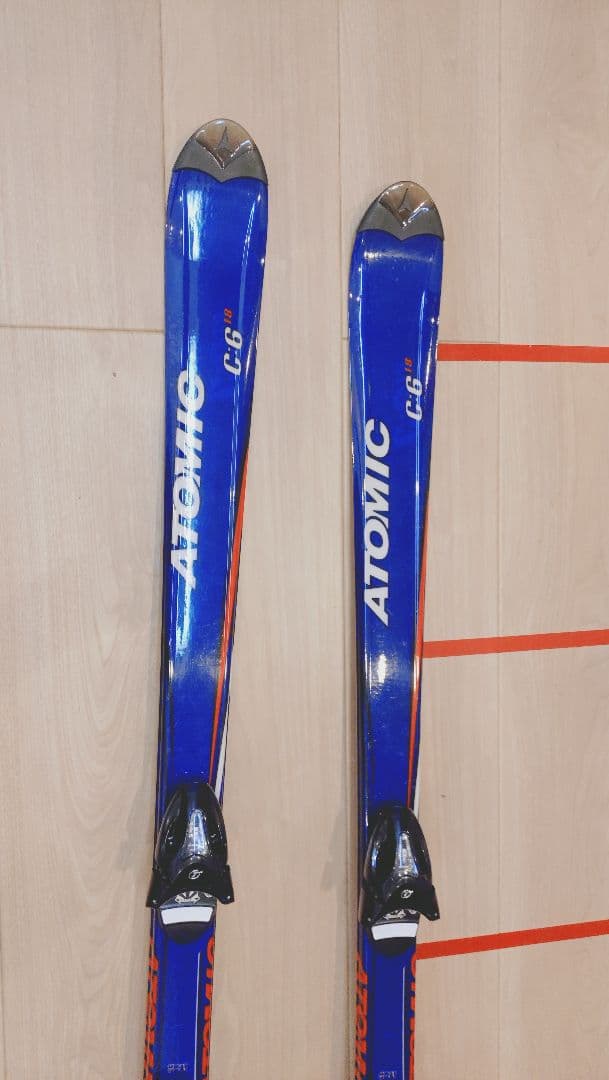 Atomic スキー 板 青色 ビンディング付き