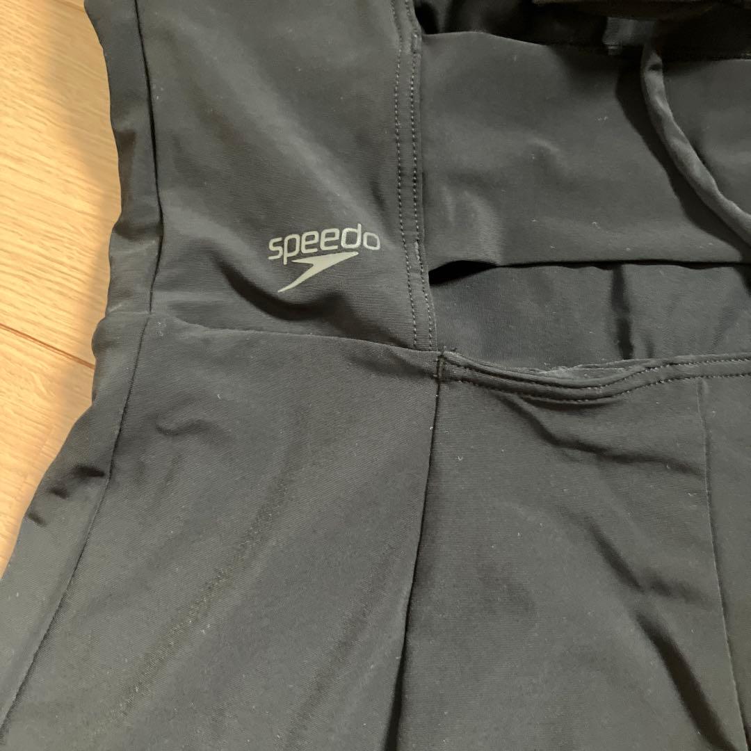 speedo ブラック ワンピース型水着